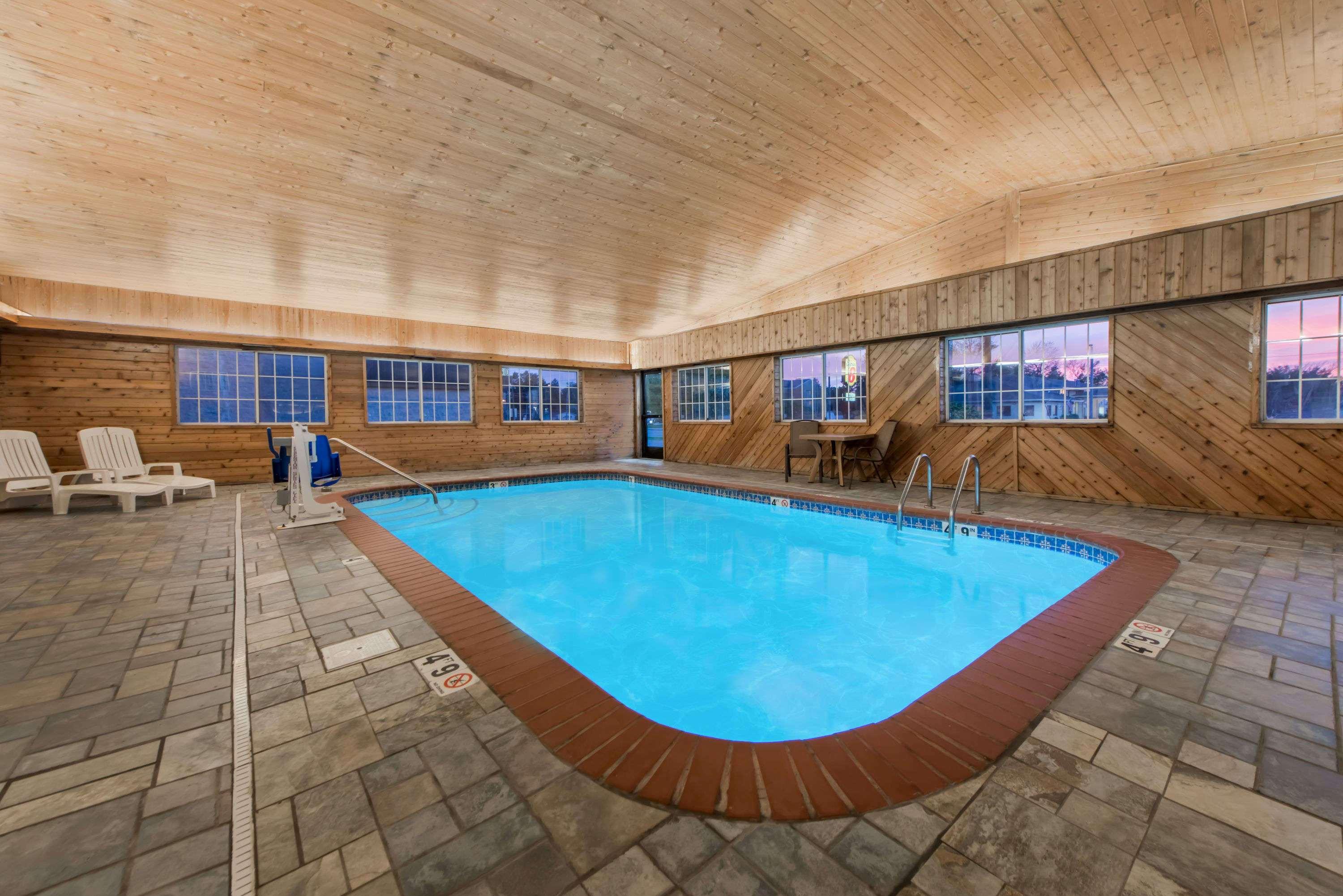 Days Inn By Wyndham Ottumwa מראה חיצוני תמונה